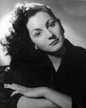 Ellie Promotional Photo